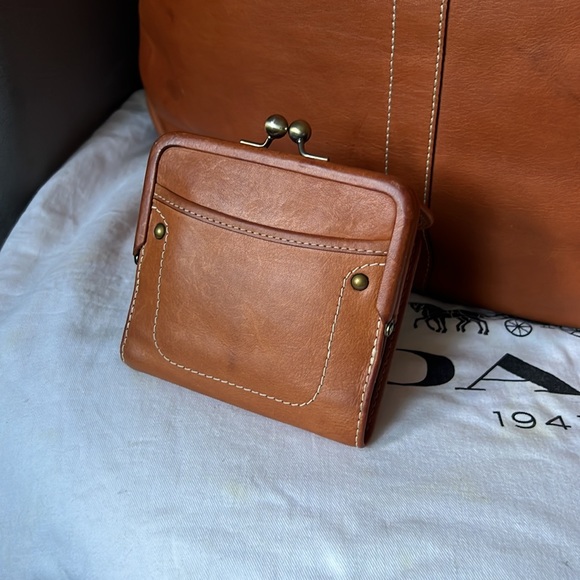 Coach Maude Natural XXL Ergo Tote Overnight Carryall & French Frame Wallet - Picture 6 of 16